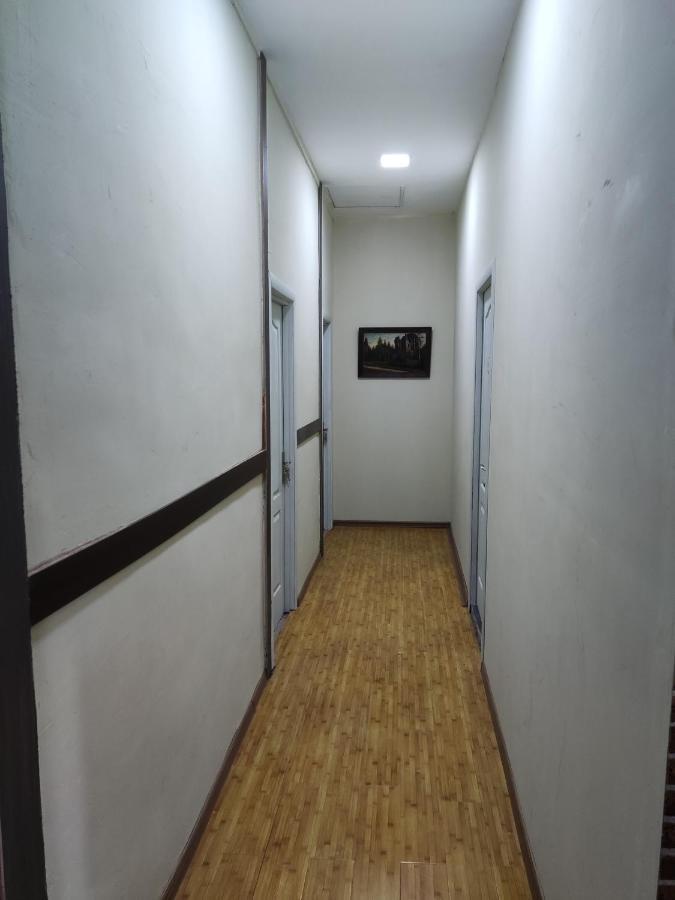 Ati Mta - Eco Hostel Borjomi Bagian luar foto
